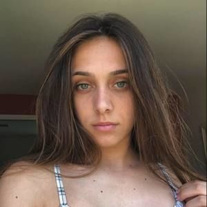 Meet your Posher, Ilana